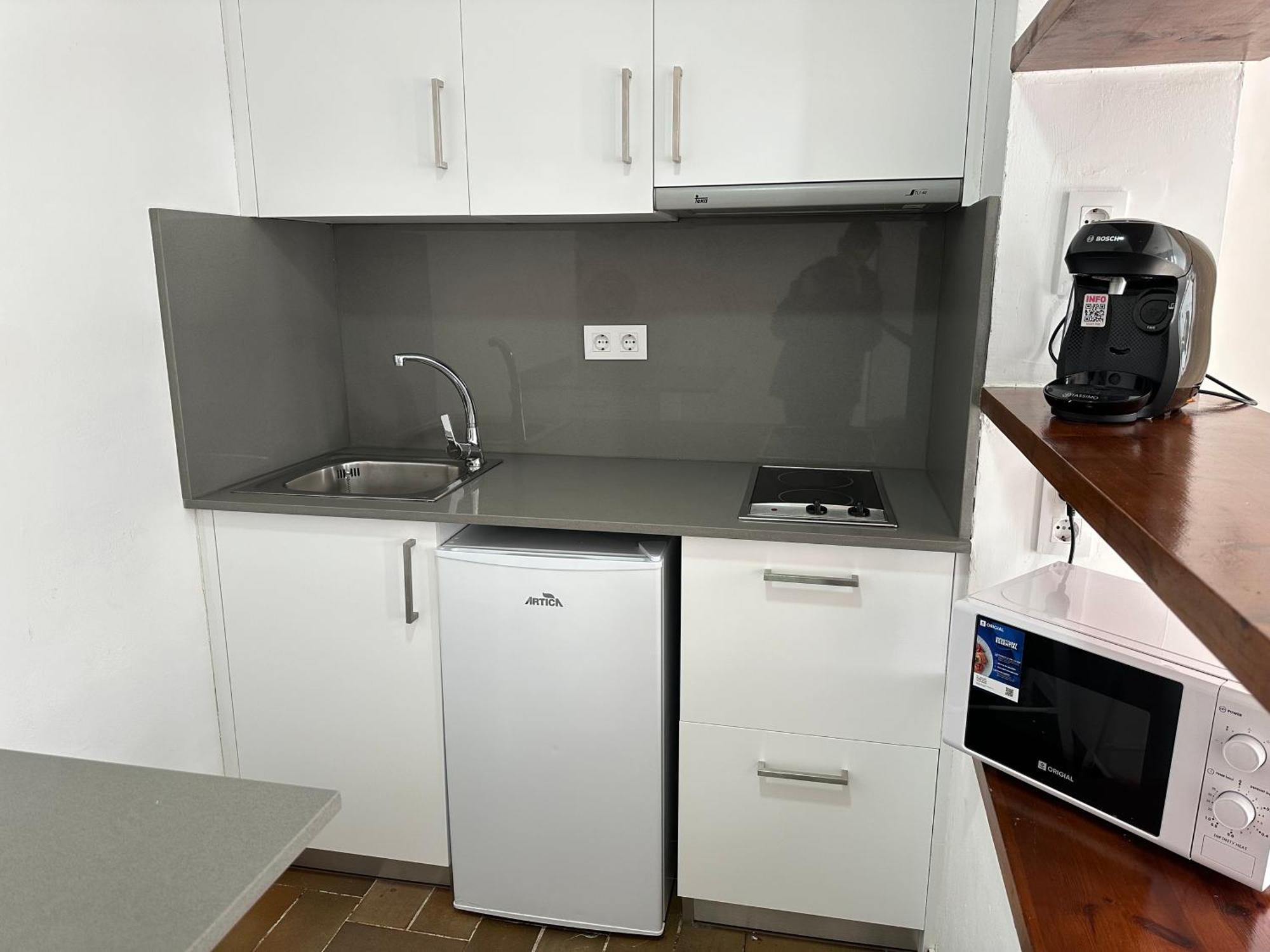 Agi Porthos Apartments Roses Luaran gambar