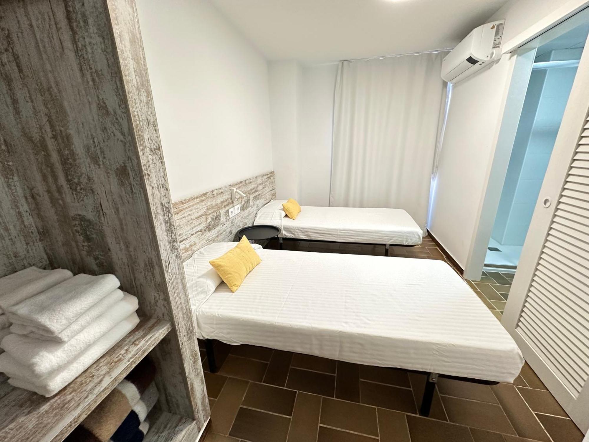Agi Porthos Apartments Roses Luaran gambar