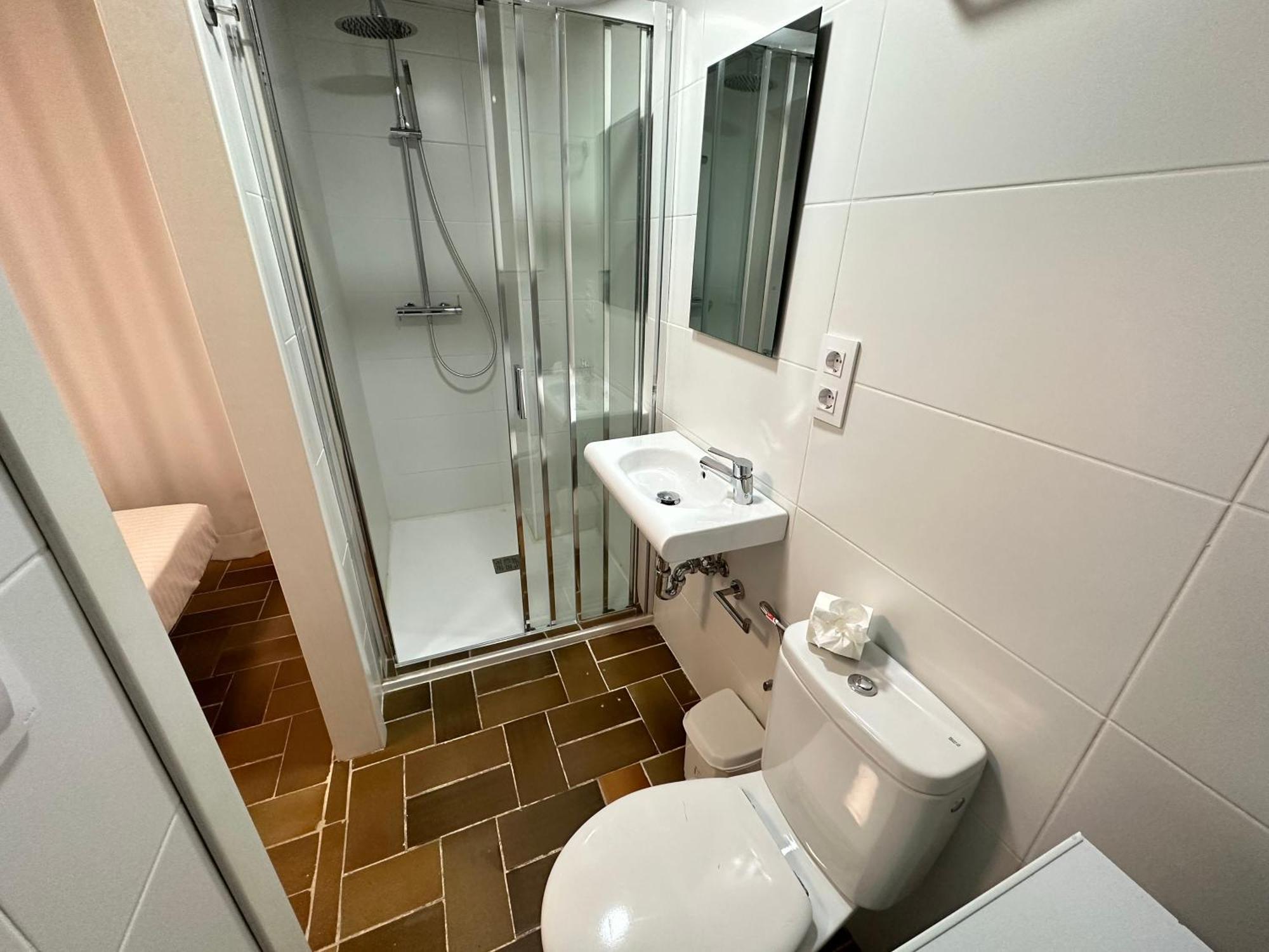 Agi Porthos Apartments Roses Luaran gambar